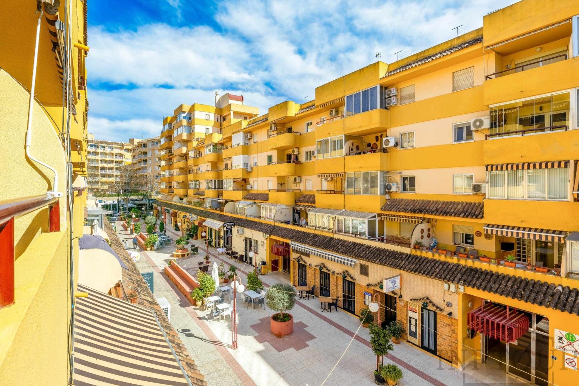 Inftour Apolo Apartamento Calpe Esterno foto