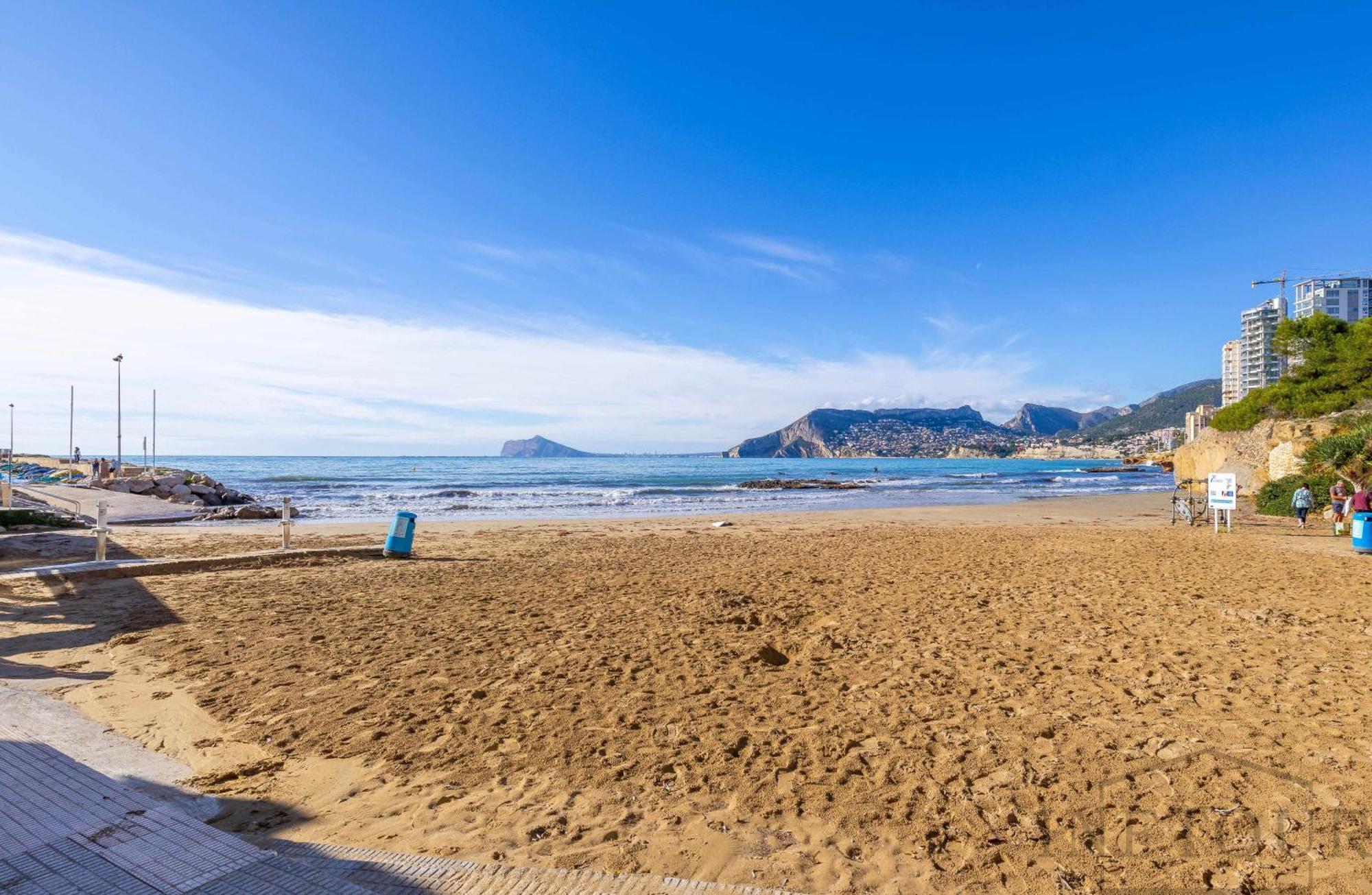 Inftour Apolo Apartamento Calpe Esterno foto